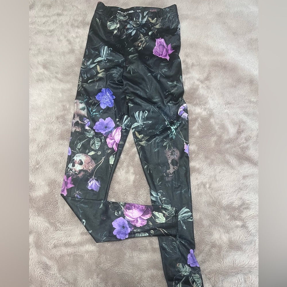 NWT Blackmilk Leggings with Purple Floral & Skull Motif